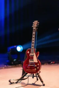 soporte suelo con mástil guitarra soporte suelo con mástil guitarra